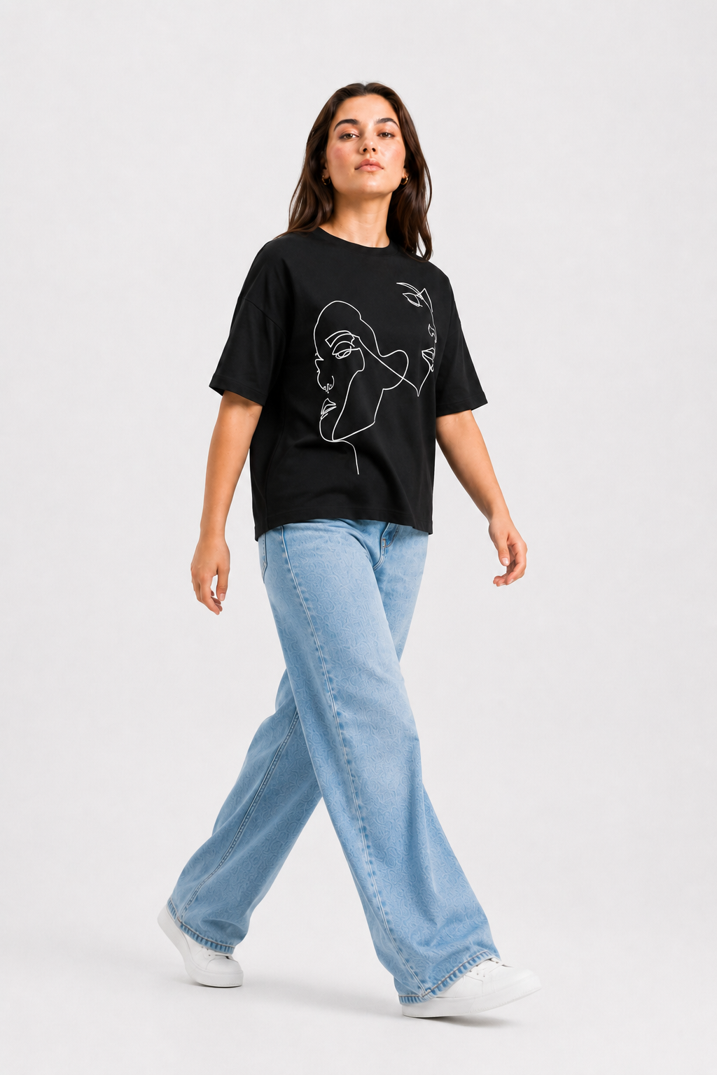 Line Art Muse Oversized Graphic T-Shirt – Black