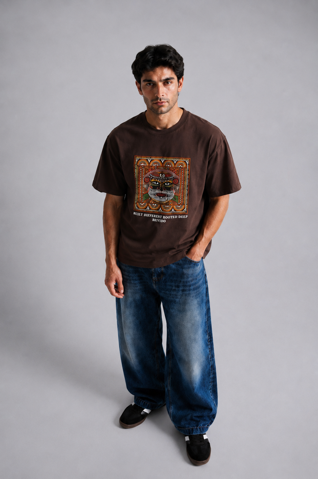 Brivido Graphic Oversized T-Shirt – Brown