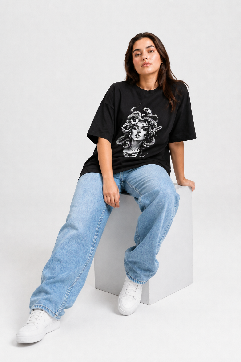 Medusa Graphic Oversized T-Shirt – Black