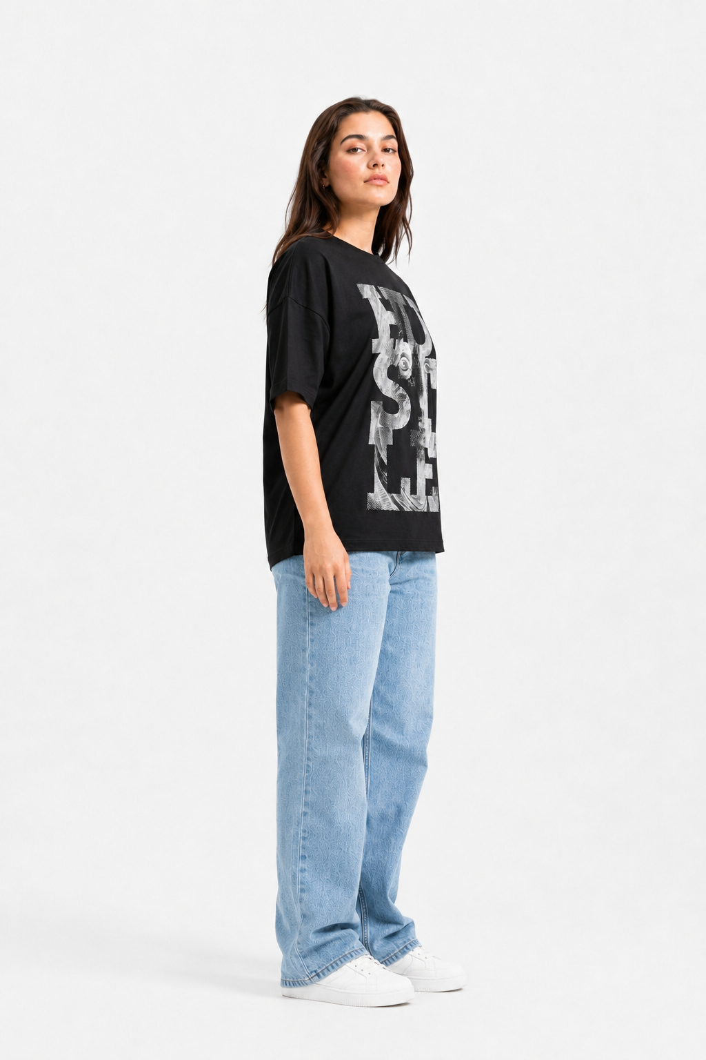 FUSE Graphic Oversized T-Shirt – Black