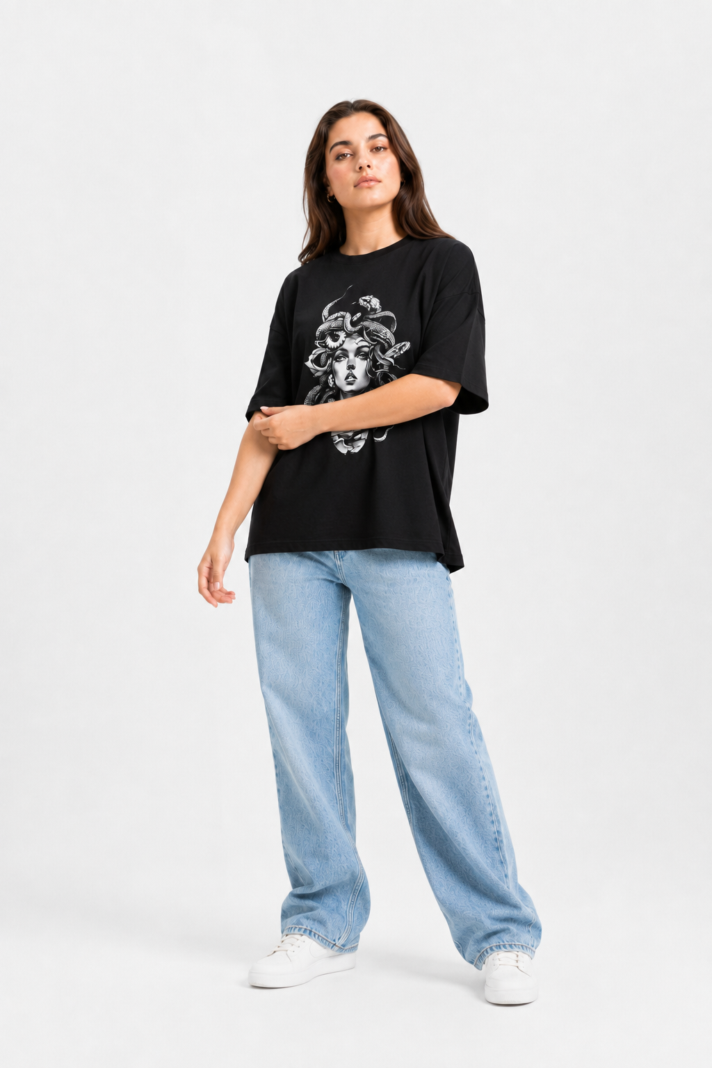 Medusa Graphic Oversized T-Shirt – Black